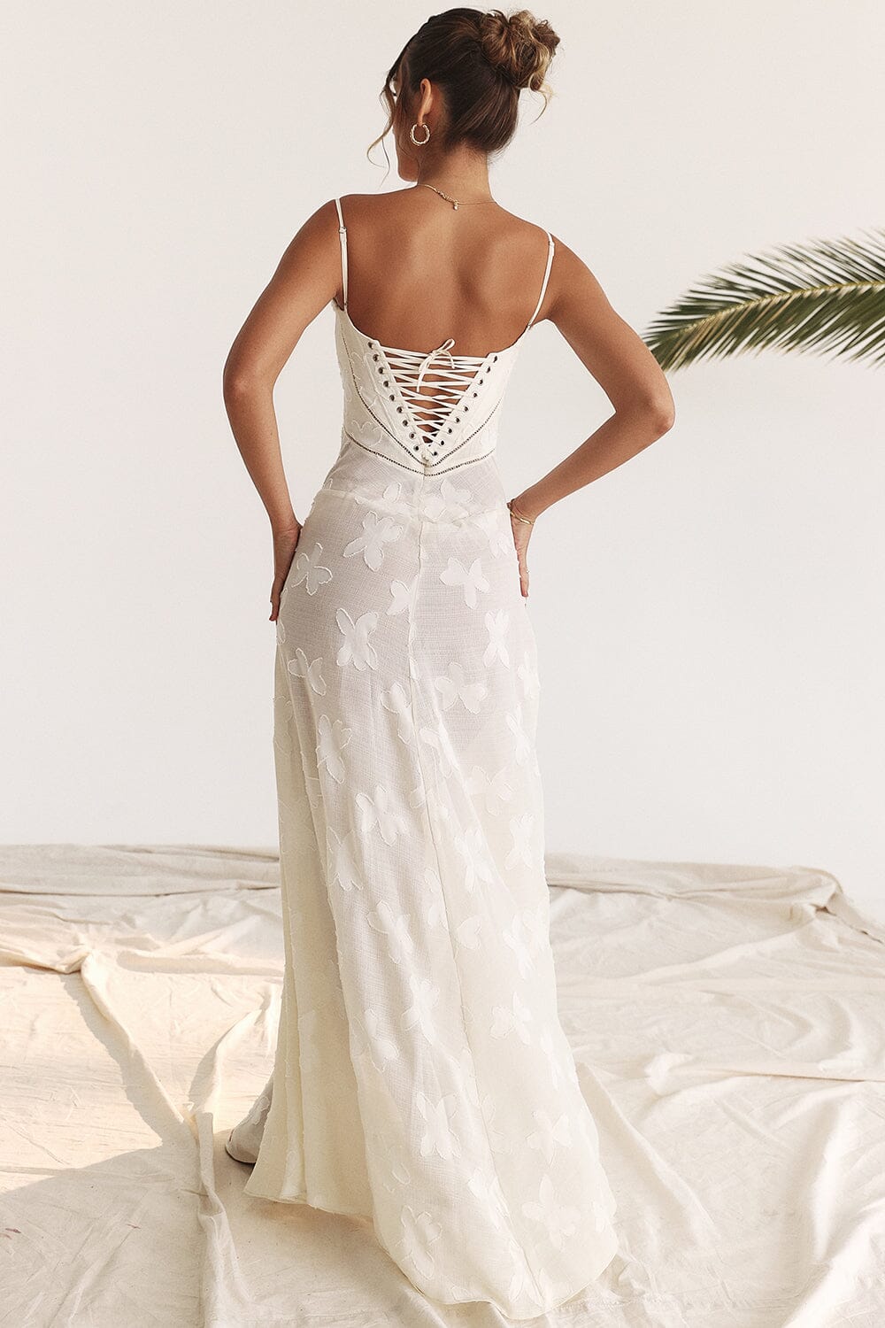 Flora Fantasy - Maxi Dress - Lena Muse